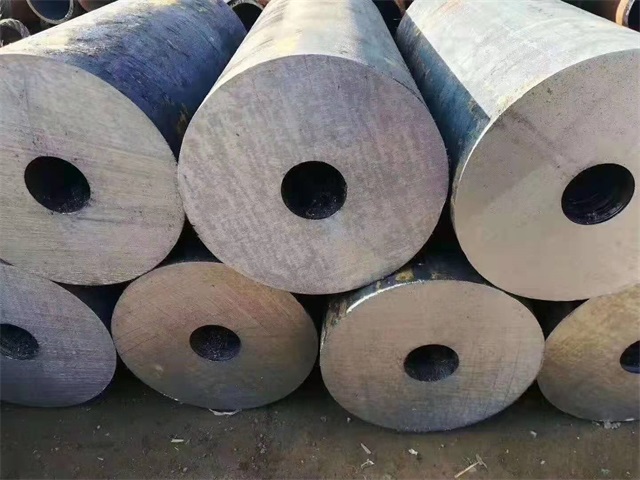 白山厚壁热轧无缝钢管